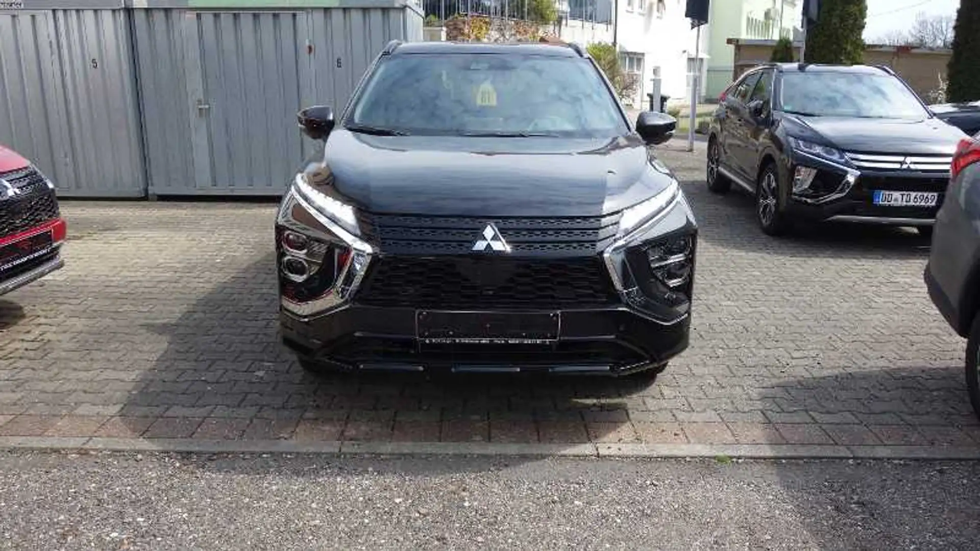Mitsubishi Eclipse Cross PHEV Select 4WD WR+AHK abnehmbar Negro - 2