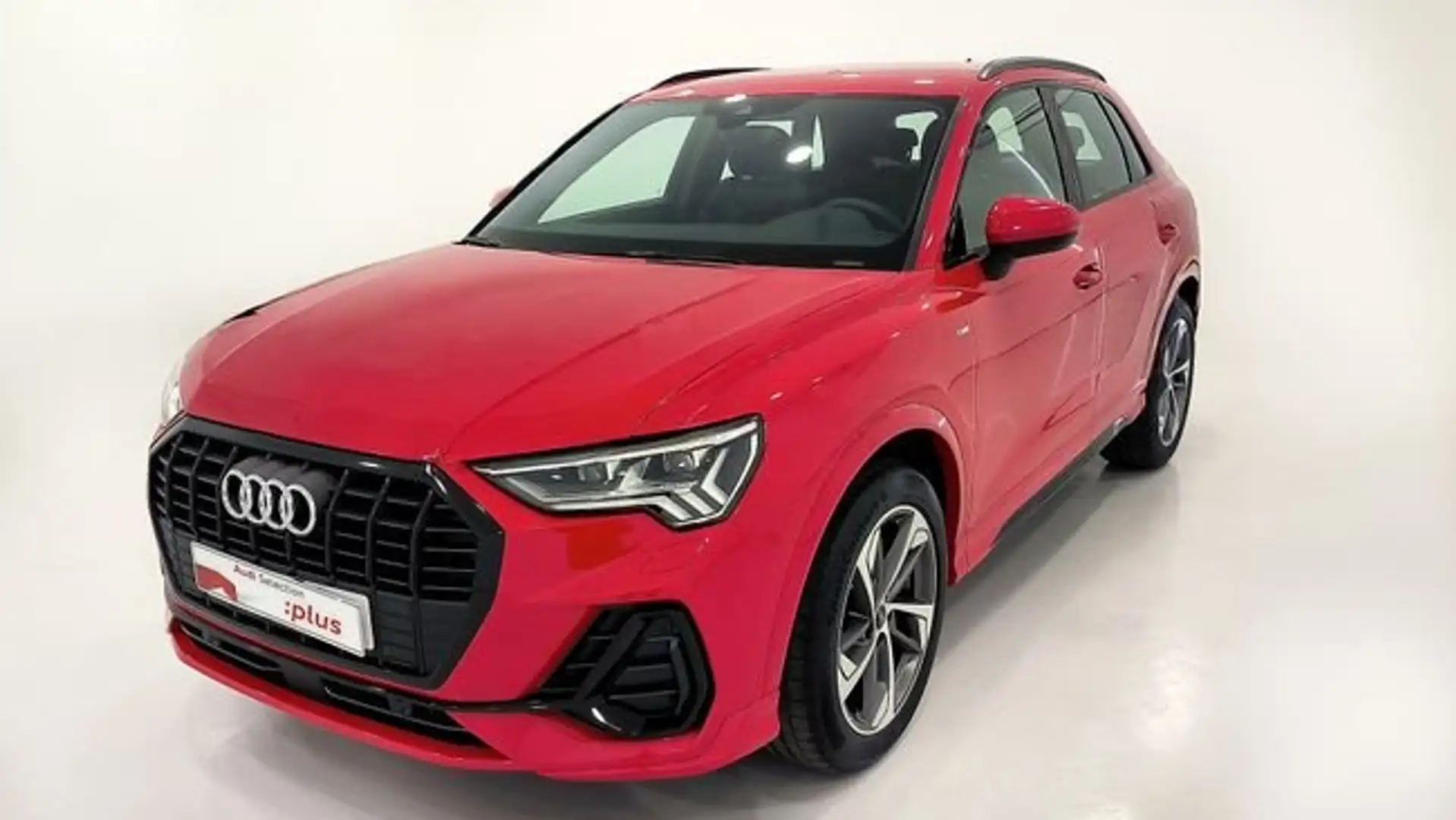 Audi Q3 35 TDI Black line S tronic 110kW Rojo - 1