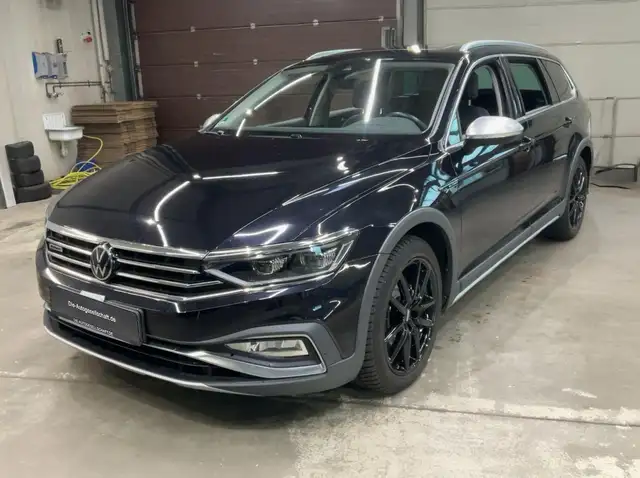 Volkswagen Passat Alltrack Passat 2.0TSI Alltrack 4M*MATRIX*NAVI*PANO*STHZ*
