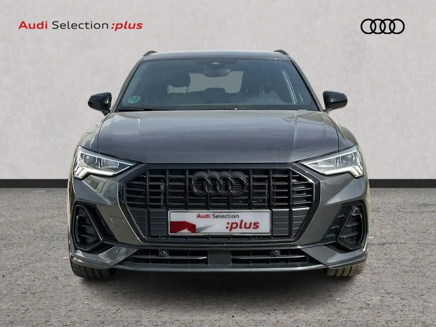 Audi Q3 35 TFSI Black line S tronic Grau - 2