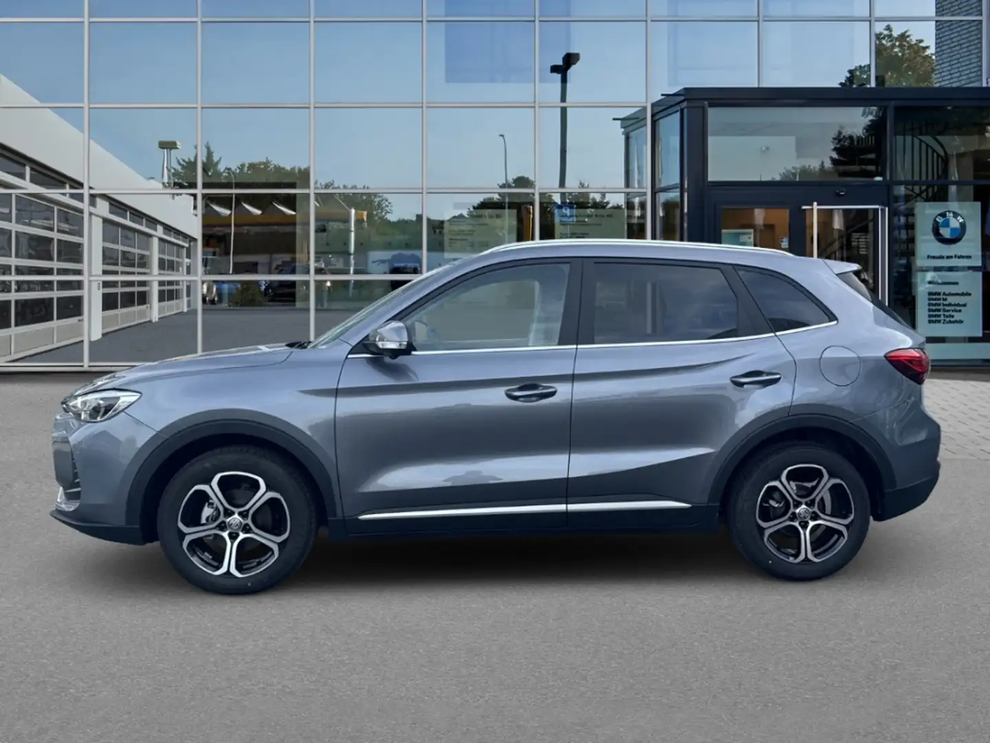MG ZS 1.5 T 85 kW Comfort 17''+AHK+Regensensor+LED+360°K Grau - 2