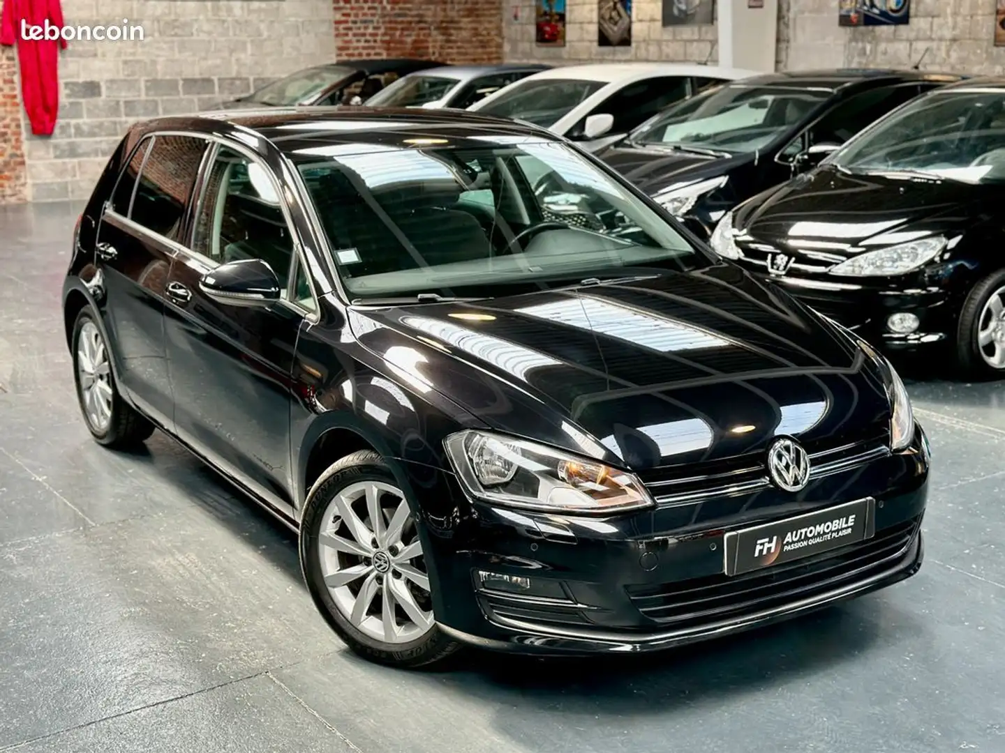Volkswagen Golf VII 1.2L TSI 85 ch Confortline Sièges chauffants H Noir - 2