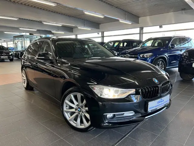 BMW 320 d T xDrive Modern AHK+Bi-Xe+AMB+Keyless uvm