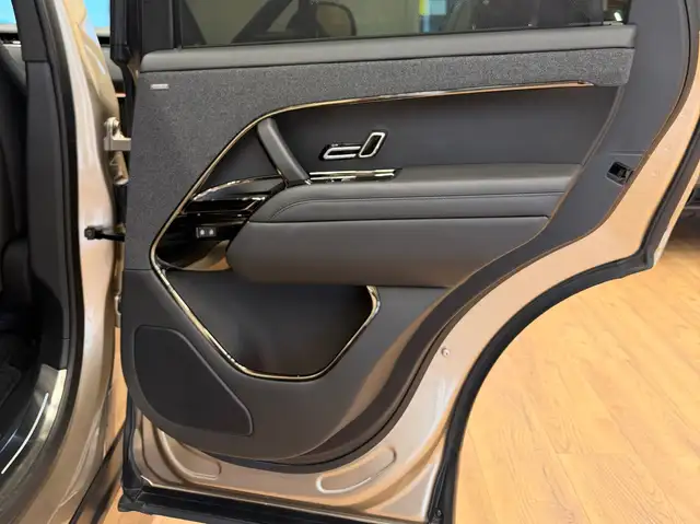 Land Rover Range Rover Sport Autobiography Hybrid / Leasingfähig / Pano Ansicht 30