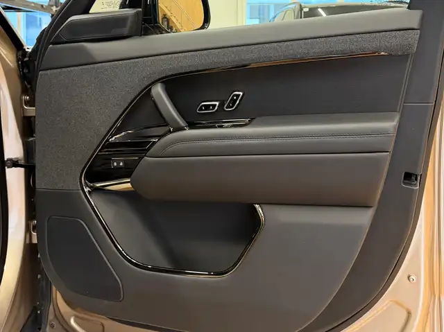 Land Rover Range Rover Sport Autobiography Hybrid / Leasingfähig / Pano Ansicht 24