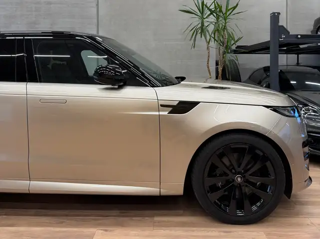 Land Rover Range Rover Sport Autobiography Hybrid / Leasingfähig / Pano Ansicht 10
