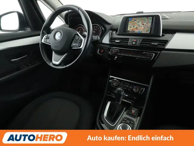 BMW 2 Series view 13