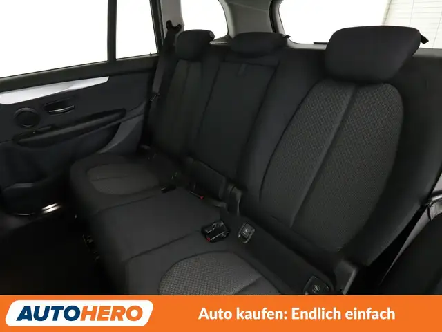 BMW 2 Series view 14