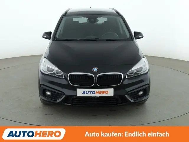 BMW 2 Series view 9