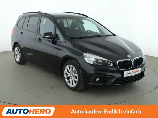 BMW 2 Series view 8