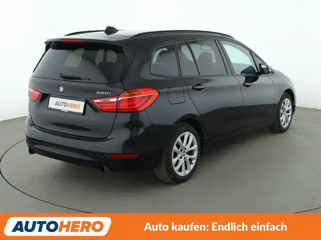 BMW 2 Series view 6