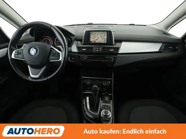 BMW 2 Series view 12
