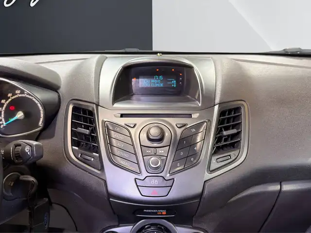 Ford Fiesta view 10