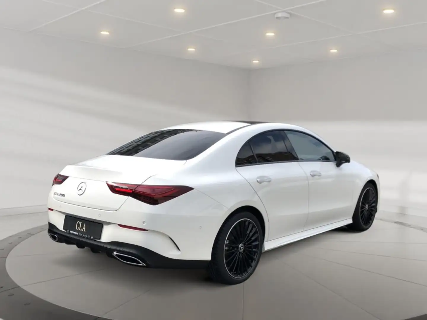 Mercedes-Benz CLA 200 Coupe +MBUX+AMG+Wide+Pano+AHK+SpurW+PDC Weiß - 2