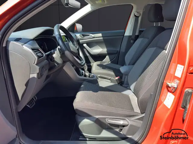 Volkswagen T-Cross view 15