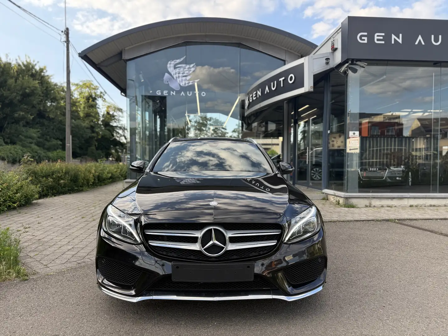 Mercedes-Benz C 200 d Pack AMG Automatique Xenon Siege Sport GPS PDC Zwart - 2