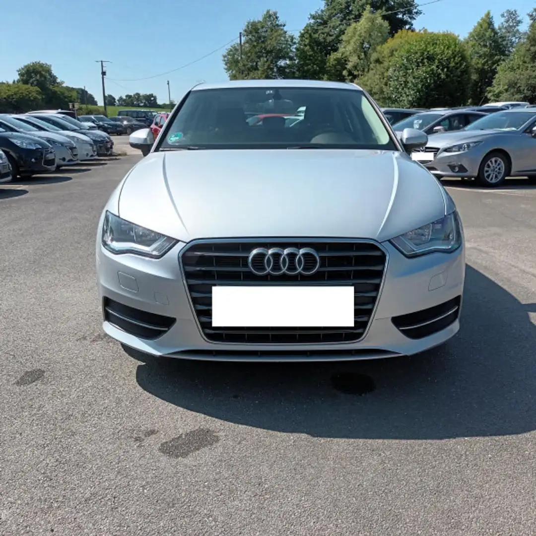 Audi A3 1.6 TDI 105CH FAP ATTRACTION Gris - 2