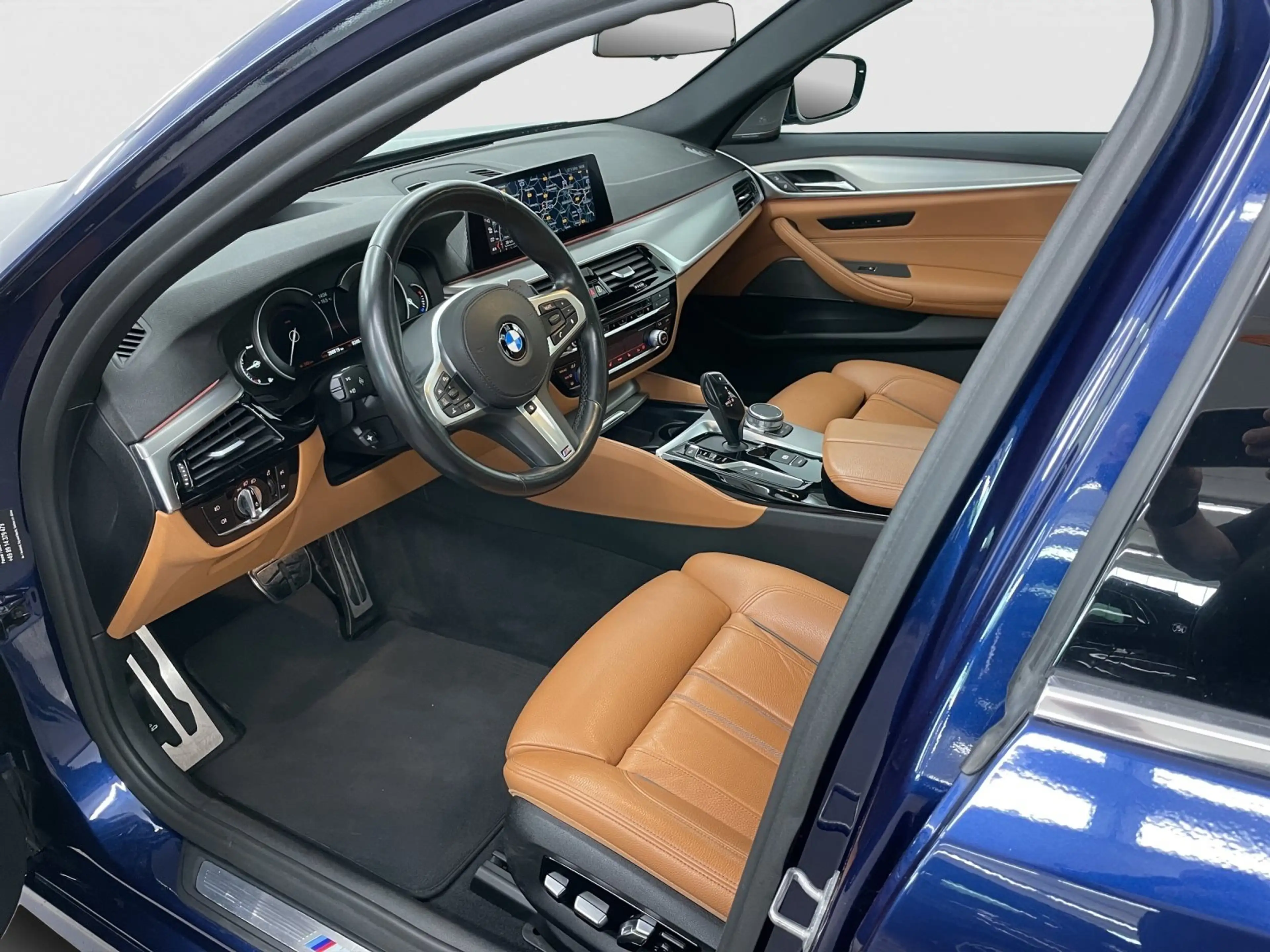 BMW 540 d xDrive A M Sportpaket Gewerbefahrzeug — photo 11