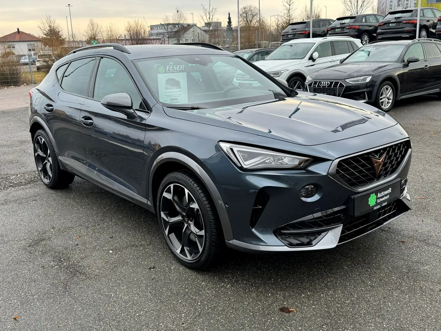 CUPRA Formentor VZ 1.4 e-HYBRID eKLAPPE SHZ LED ACC Grau - 2