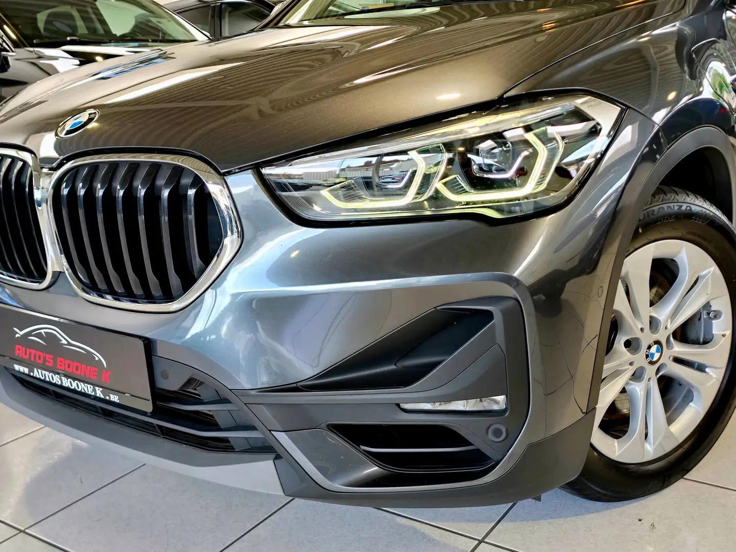 BMW X1 X1 xDrive25e / Navigatie / Led lichten /Garantie Gris - 2