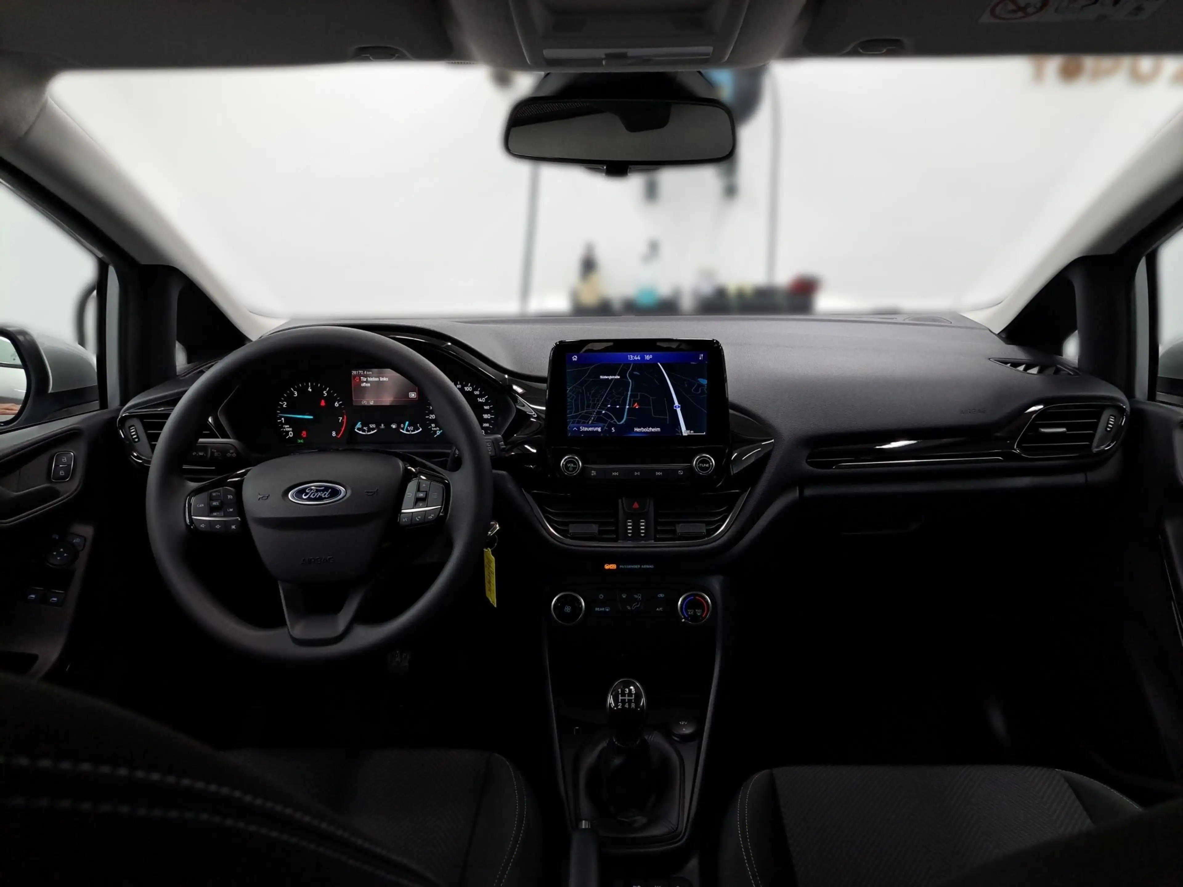 Ford Fiesta Cool & Connect NAVI LED RFK Temp. — photo 14