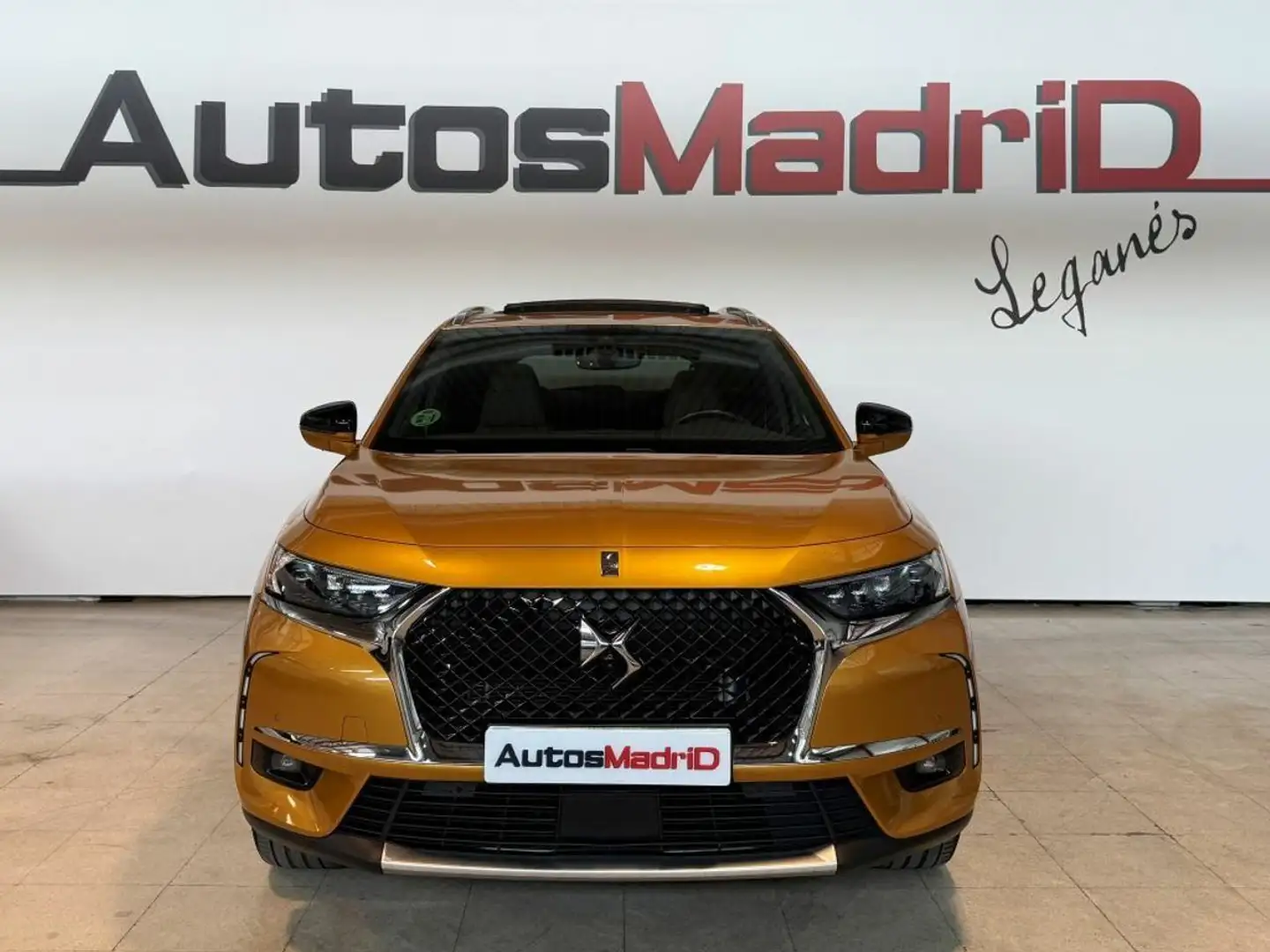 DS Automobiles DS 7 Crossback BlueHDi 96kW (130CV) SO CHIC Amarillo - 2