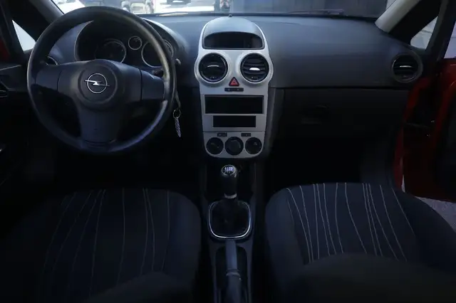 Opel Corsa view 2