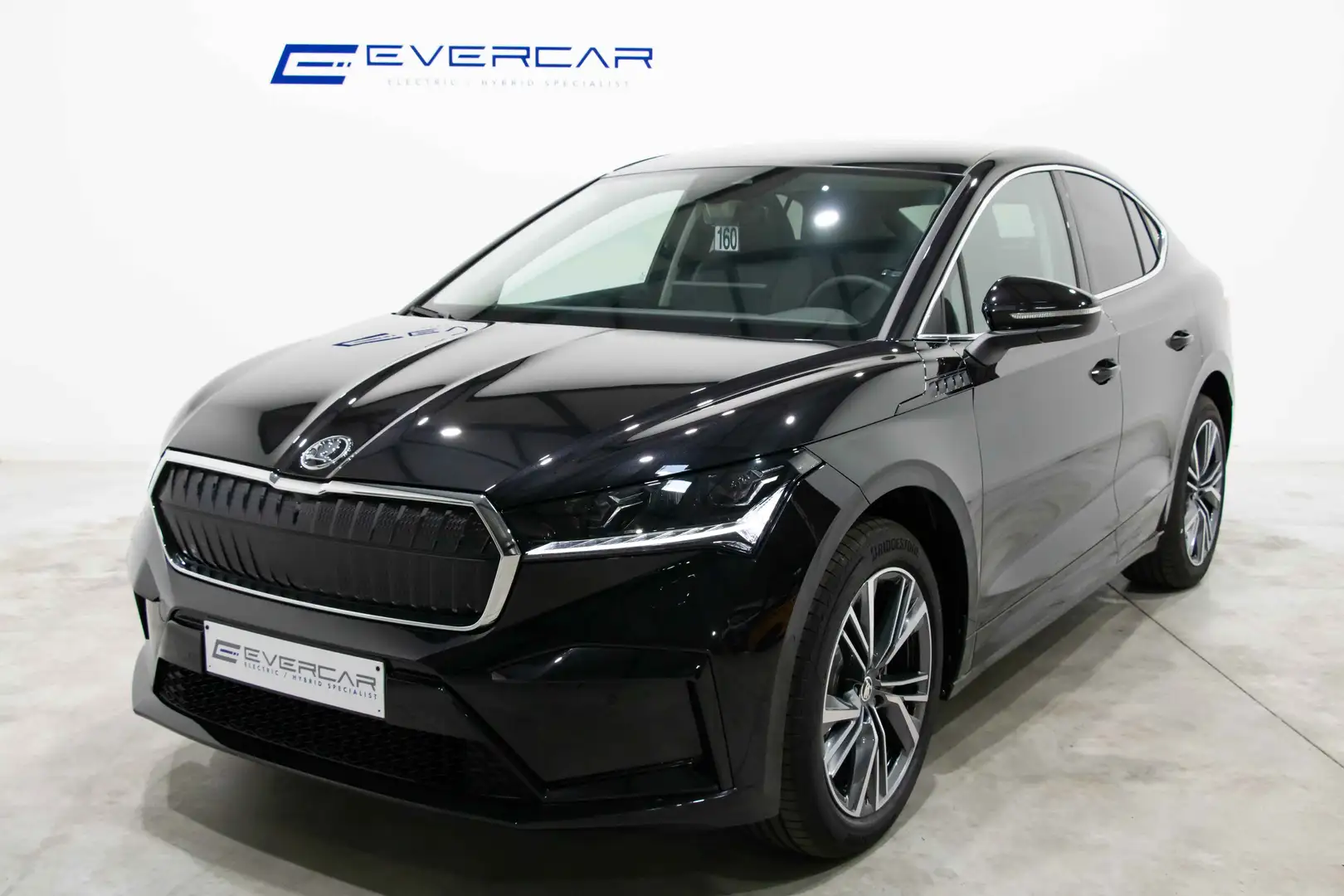 Skoda Enyaq Coupé 82 kWh 80 DESIGN LOFT *PANO*MATRIX*20"** Noir - 1