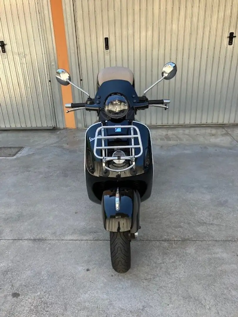 Vespa GTS 250ie ABS Schwarz - 1