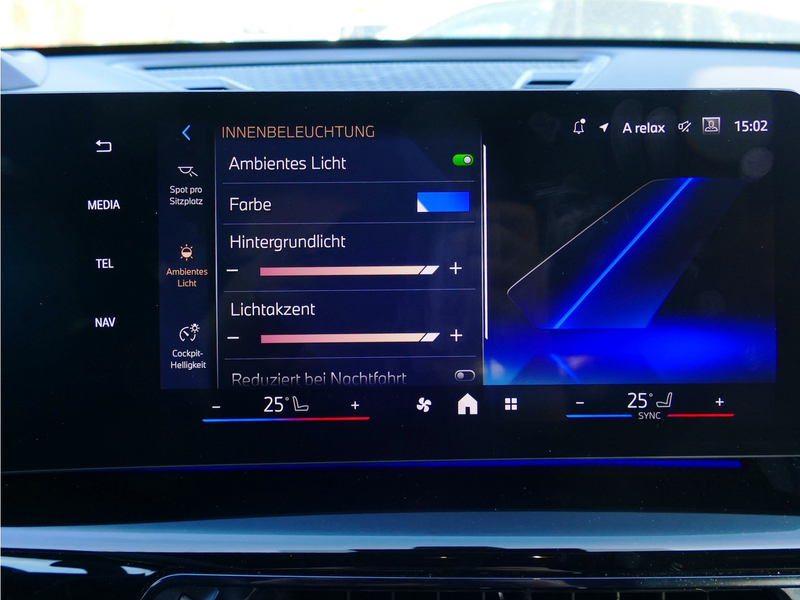 BMW X1 sDrive 18i M Sport Pano HUD DrivingPro 360°Ka — photo 11
