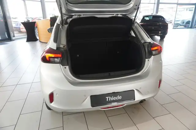 Opel Corsa view 12