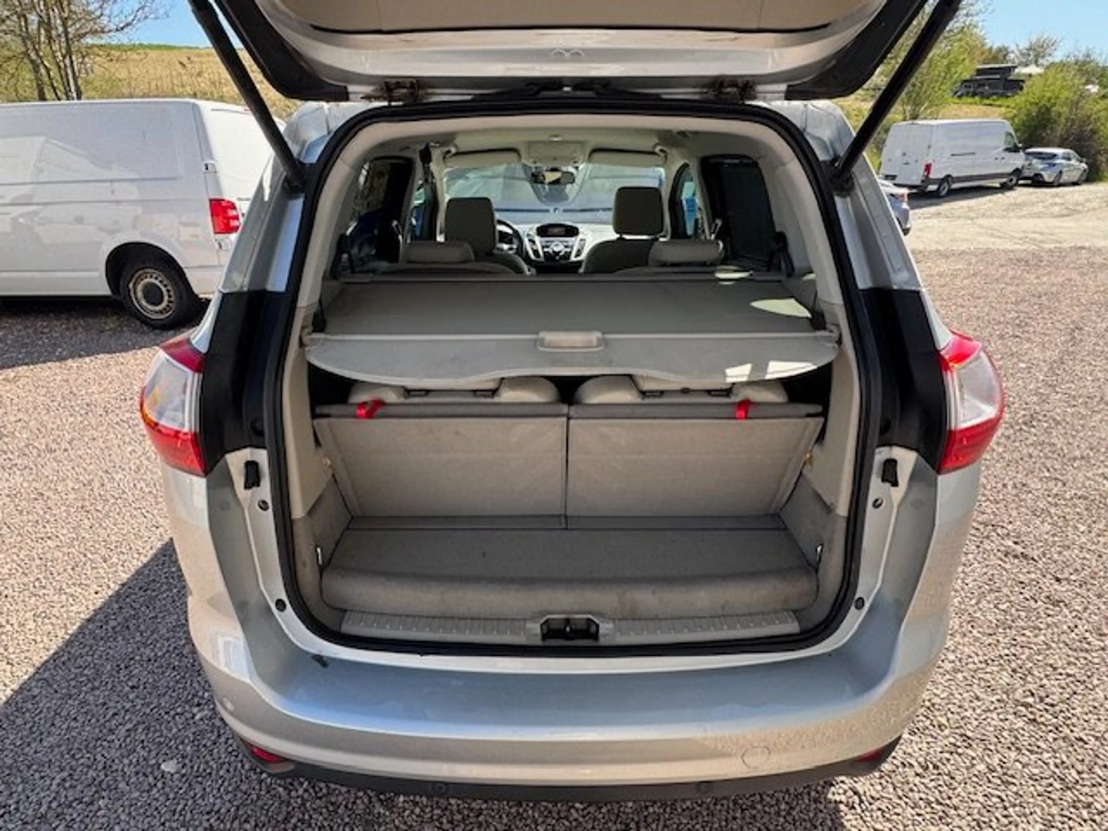 Ford Grand C-Max Grand C-Max 1,6 Titanium*Xenon*7 Sitze*HU/AU Neu — photo 13
