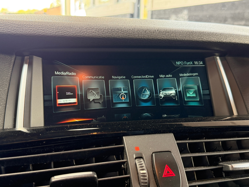 BMW X4 XDrive20d High Executive xLine Edition | M-Sport | — photo 17