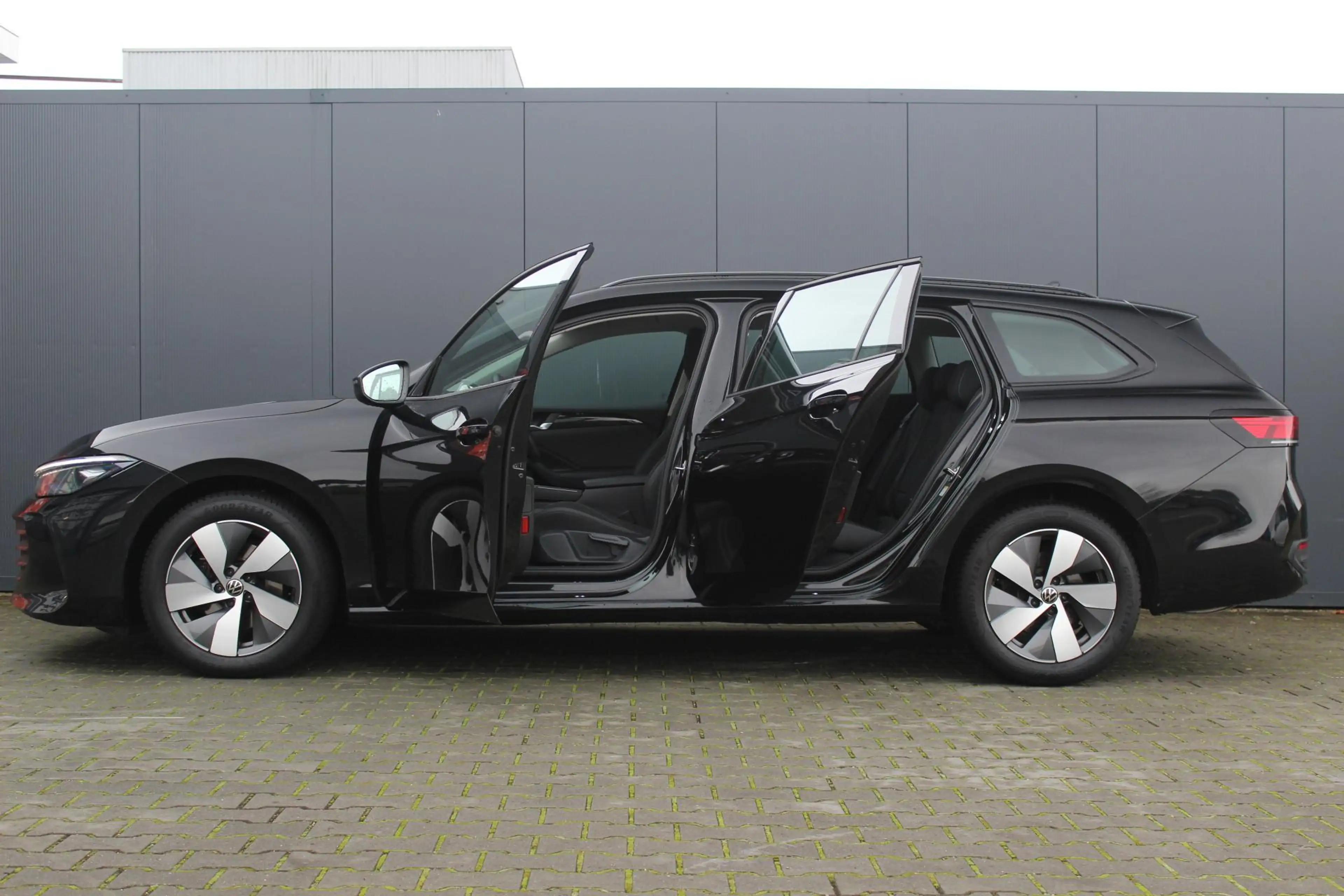 Volkswagen Passat Variant 1.5 eTSI 150 pk | Incl. 12 maanden Garantie | Stoe — photo 15