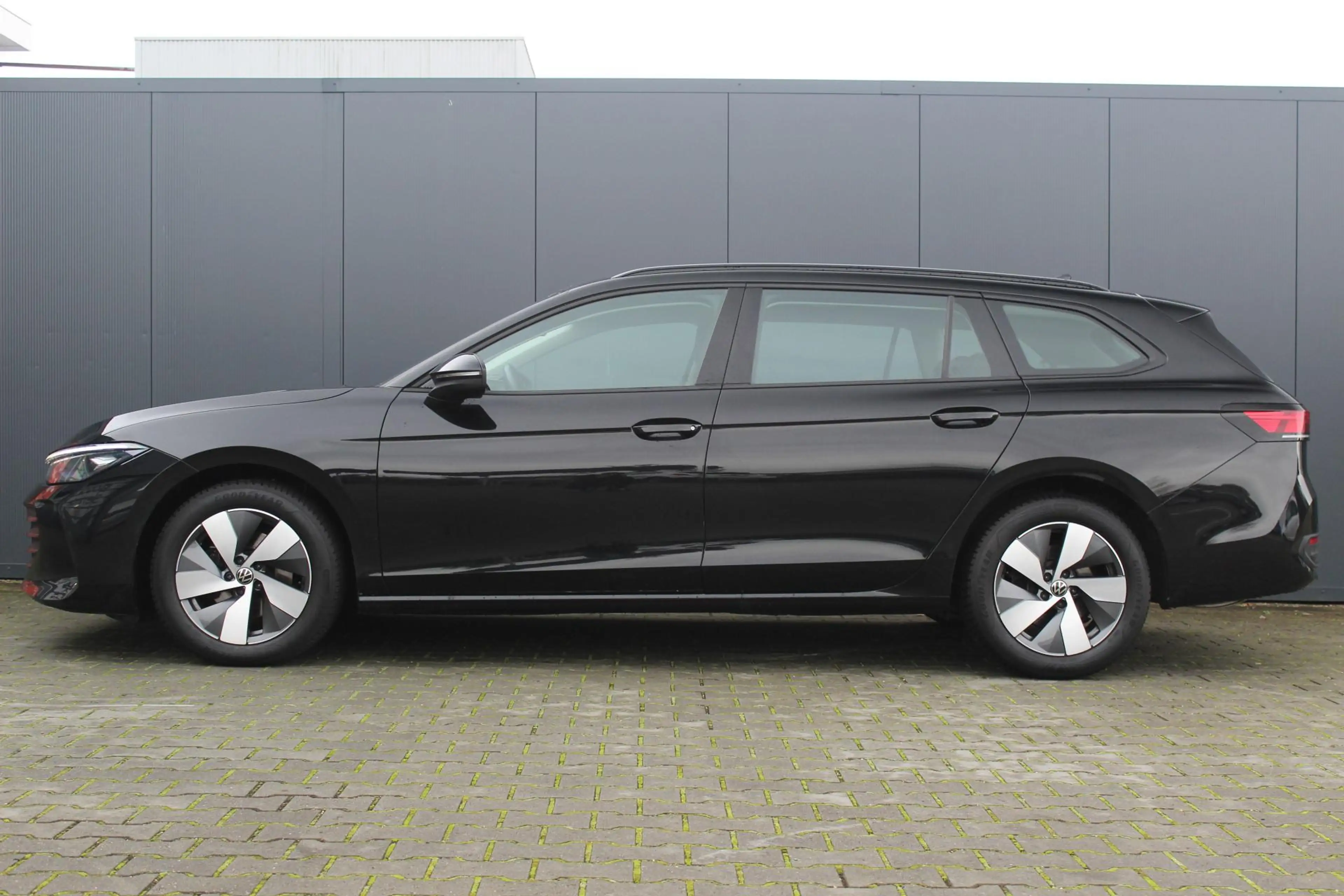 Volkswagen Passat Variant 1.5 eTSI 150 pk | Incl. 12 maanden Garantie | Stoe — photo 14