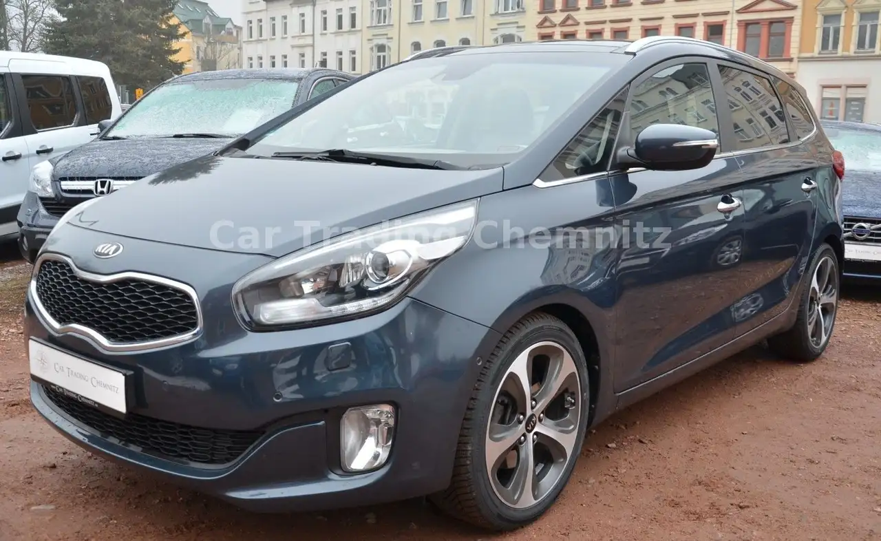 Kia Carens