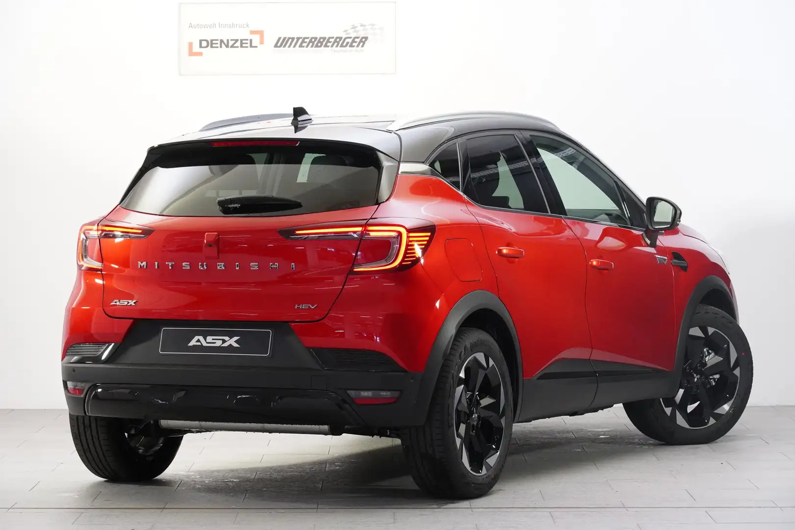 Mitsubishi ASX 1,2 Petrol Invite Black Edition 26,5 Schwarz - 2