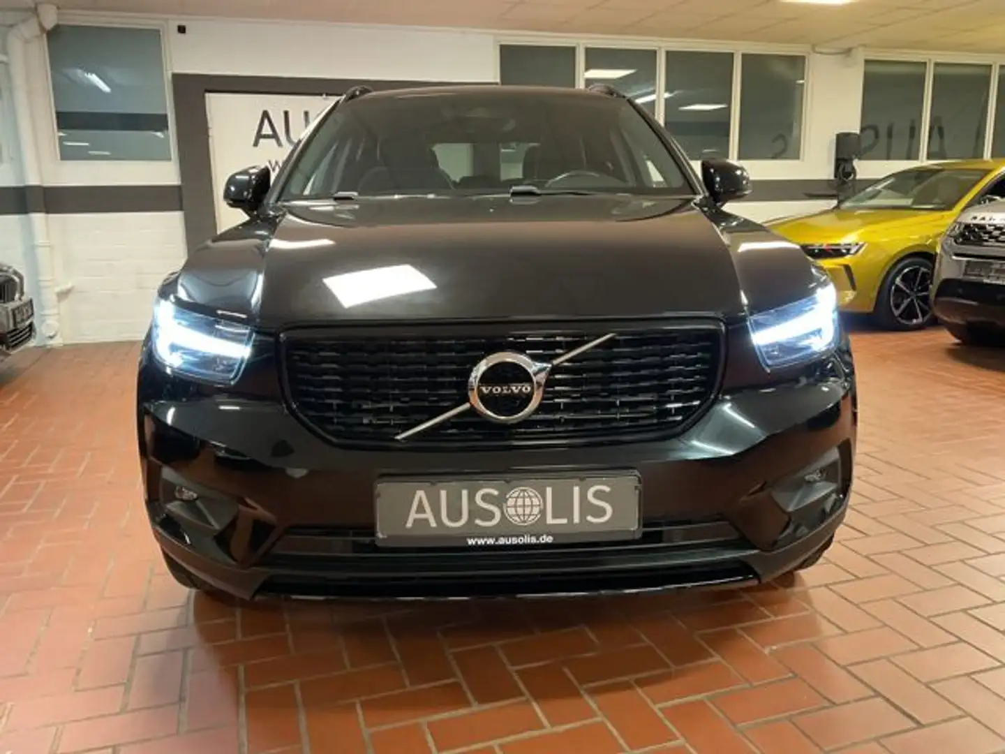 Volvo XC40 R-Design PHEV LED,Navi,Rückfahrkamera Schwarz - 2