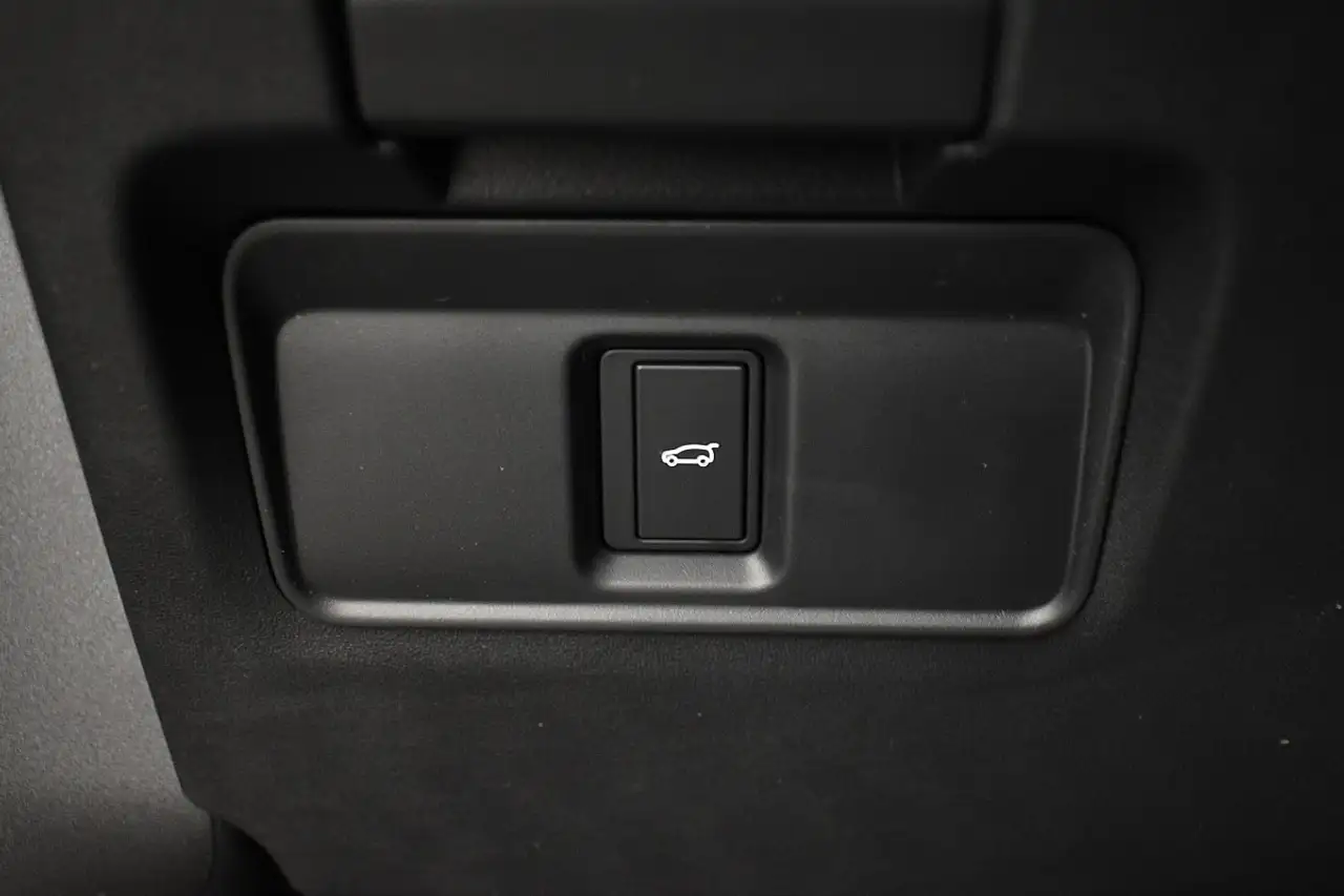 Land Rover Discovery Sport 2026 — фото 14