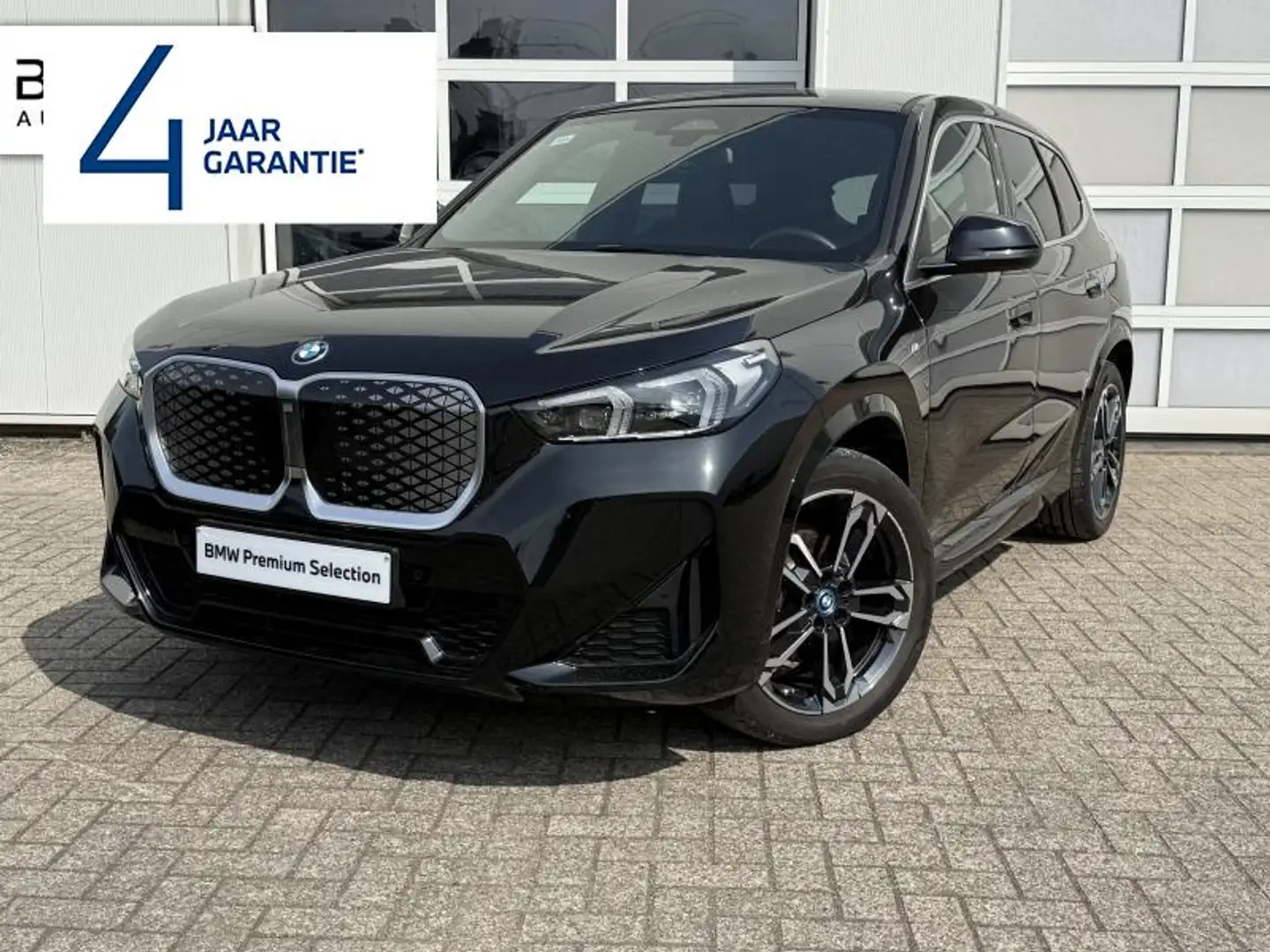 BMW iX1 ix1 Schwarz - 1