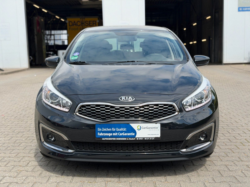 Kia Ceed / cee'd Garantie *Navi *Kamera*nur 65000 Km — photo 4