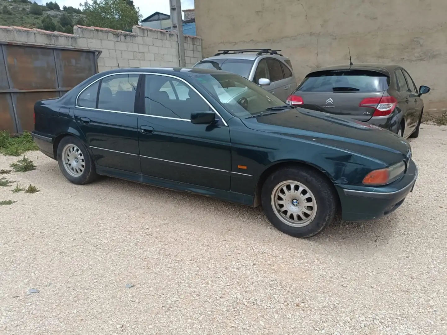 BMW 525 525i Verde - 1