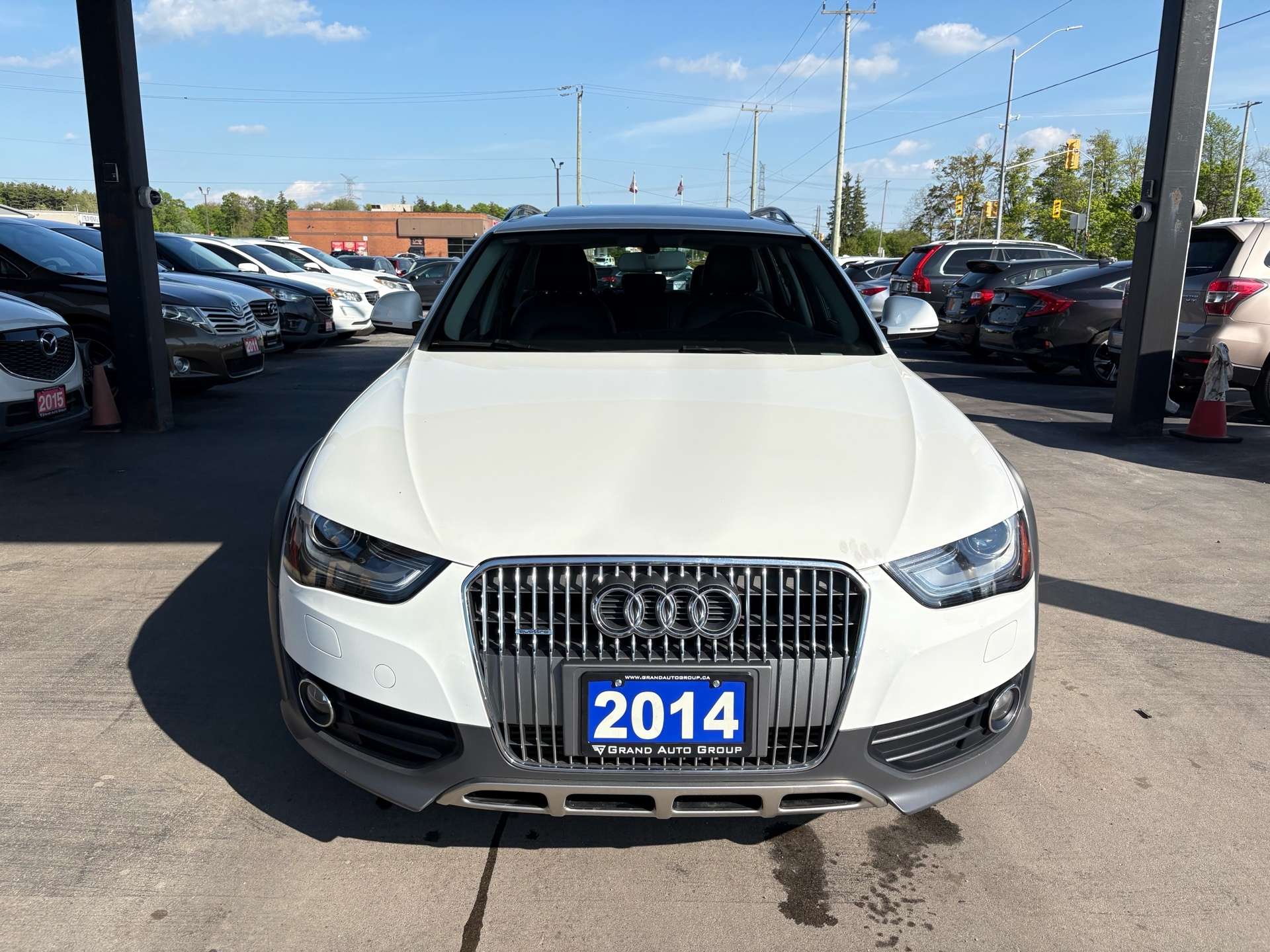 2014 Audi Allroad Komfort I 2 SETS OF TIRES ON RIMS I CERTIFIED thumb 9