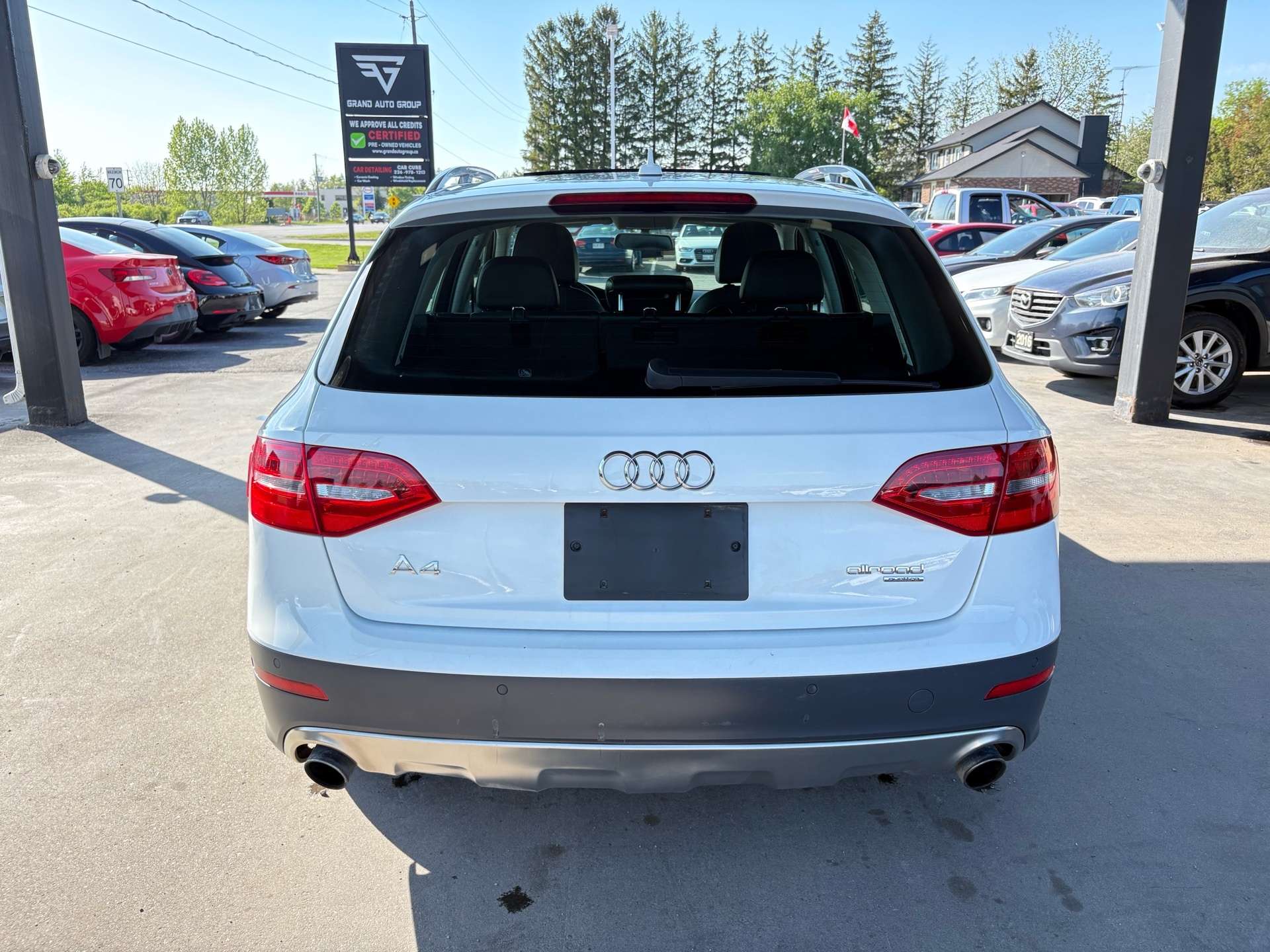 2014 Audi Allroad Komfort I 2 SETS OF TIRES ON RIMS I CERTIFIED alt 5