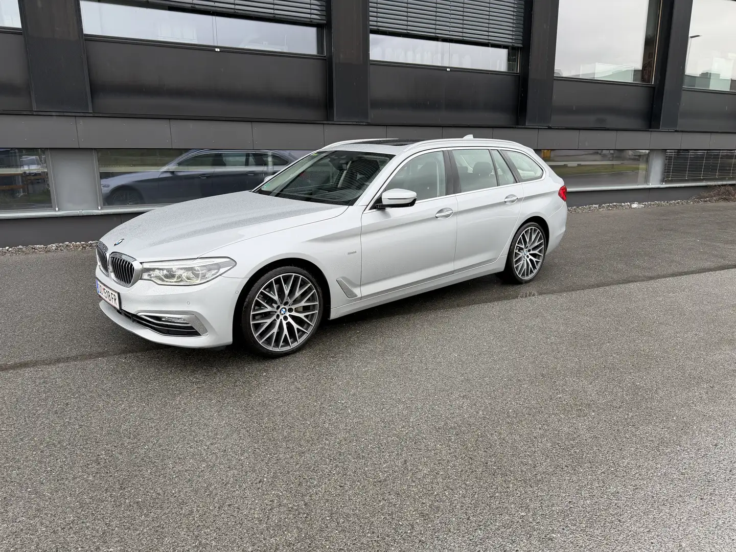 BMW 530 530d xDrive Touring Aut. - 2