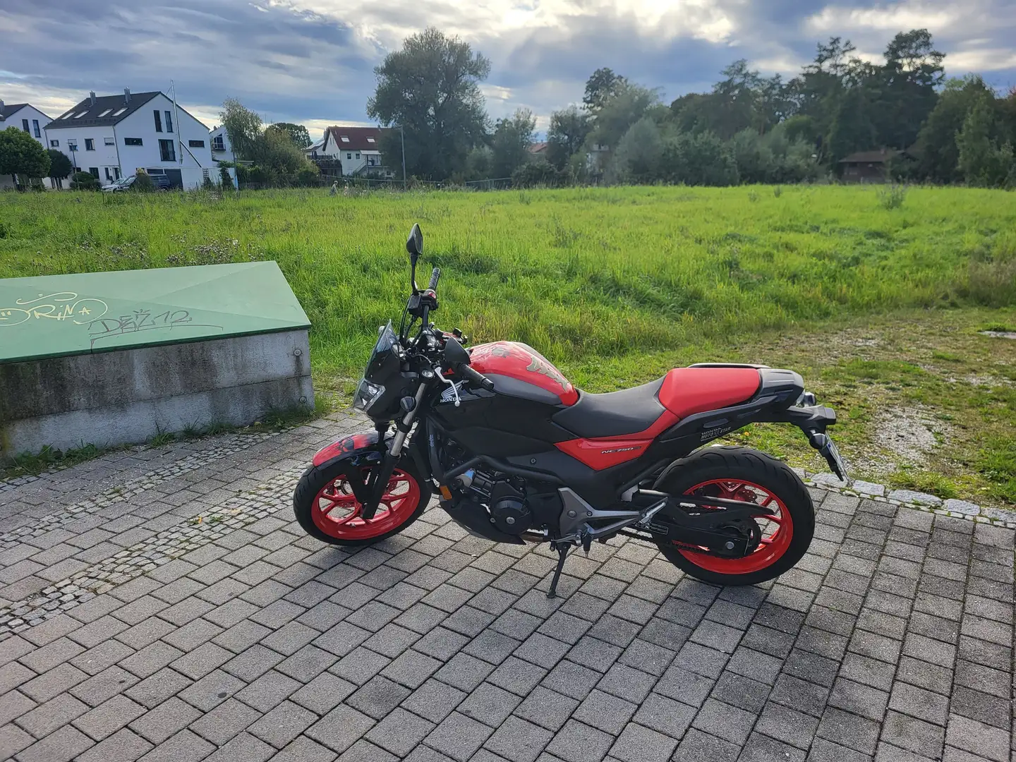 Honda NC 750 s Червоний - 1