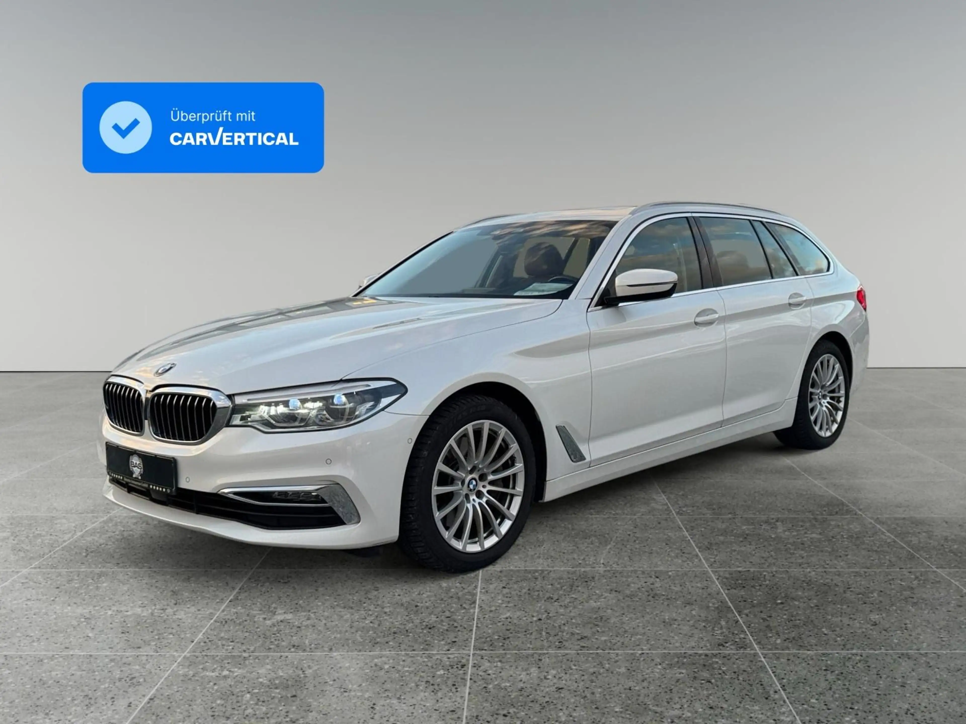 BMW 540 Touring 540 i xDrive Luxury Line Kam ACC