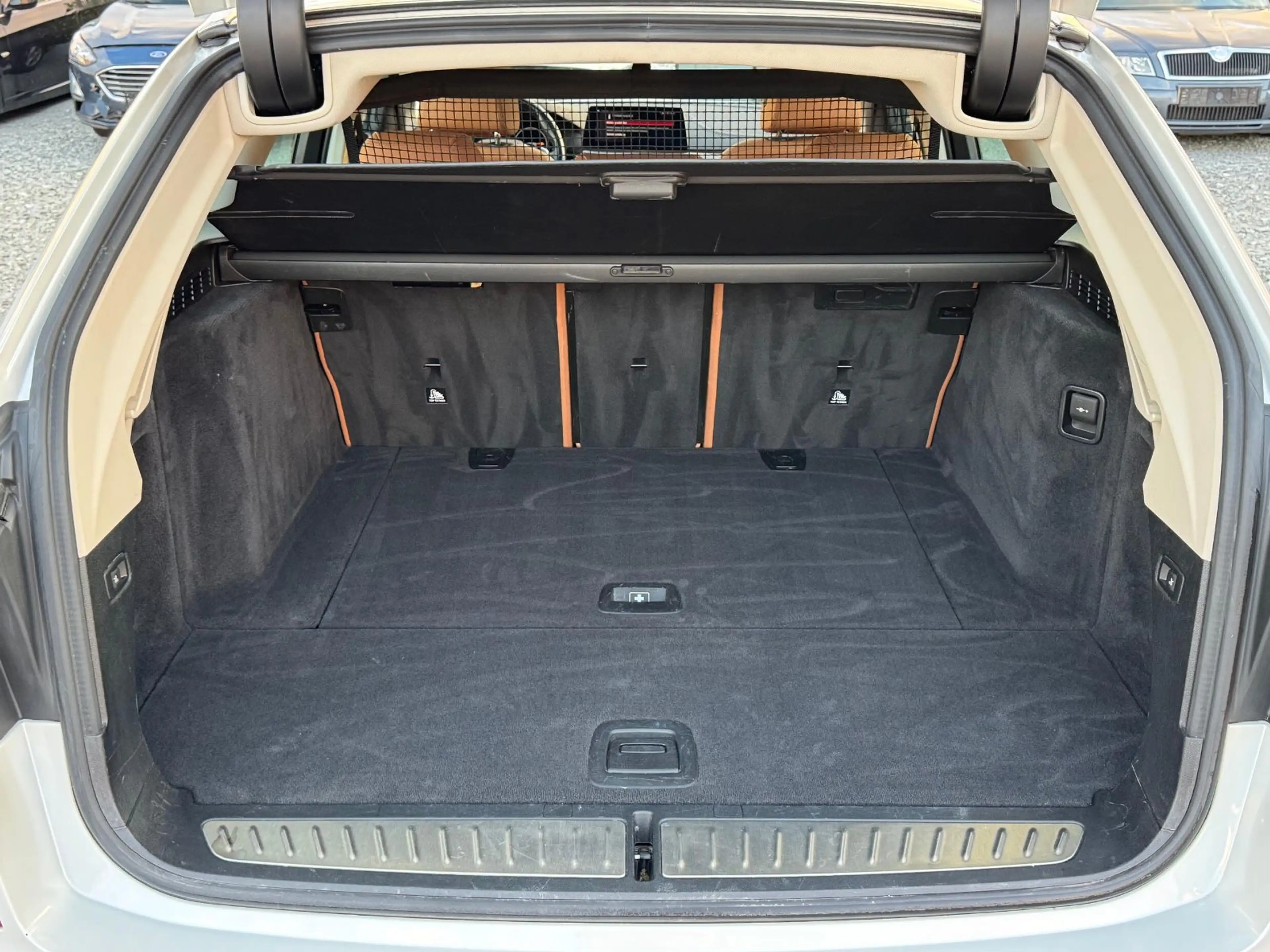 BMW 540 Touring 540 i xDrive Luxury Line Kam ACC — photo 26