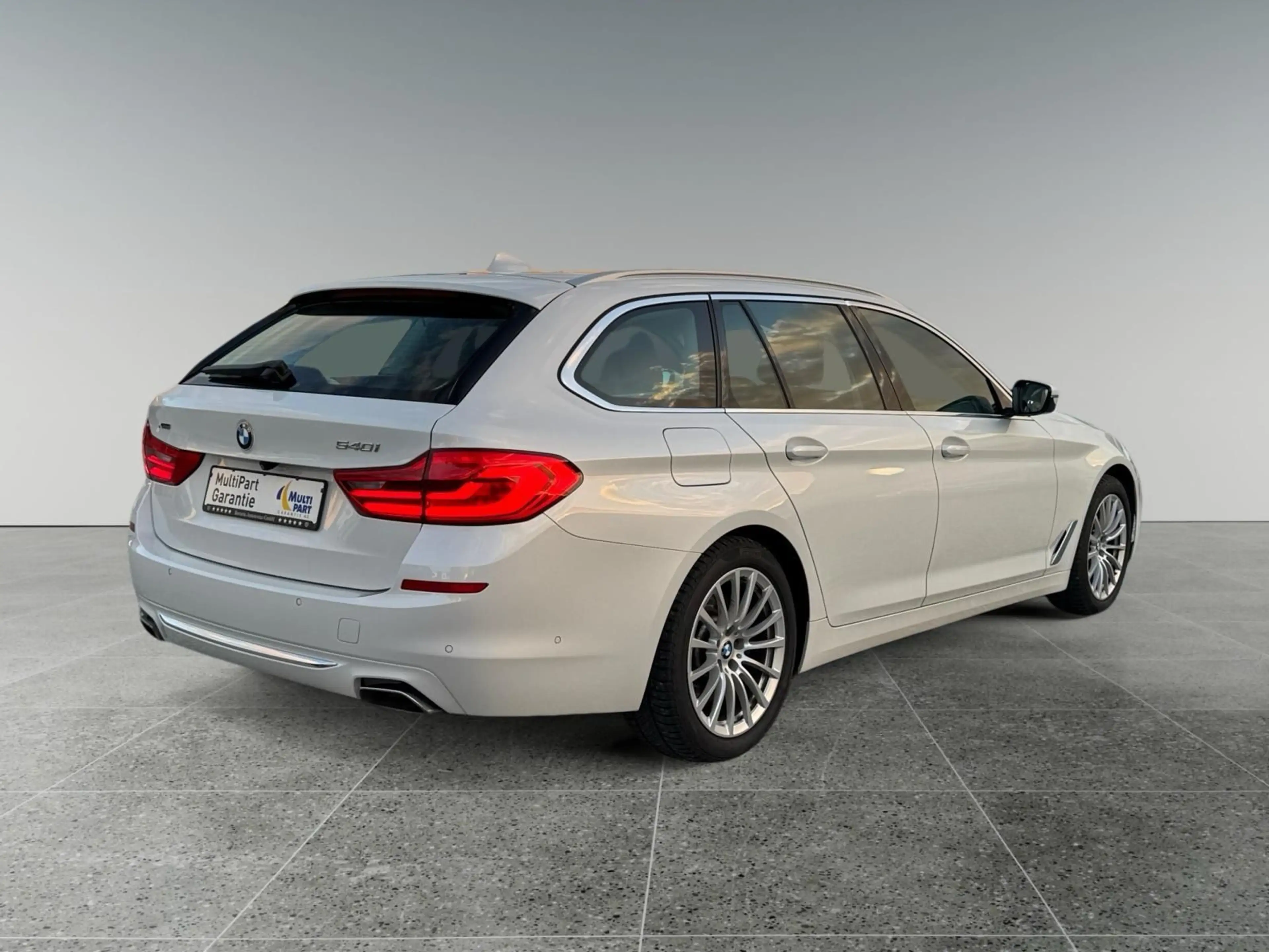 BMW 540 Touring 540 i xDrive Luxury Line Kam ACC — photo 5