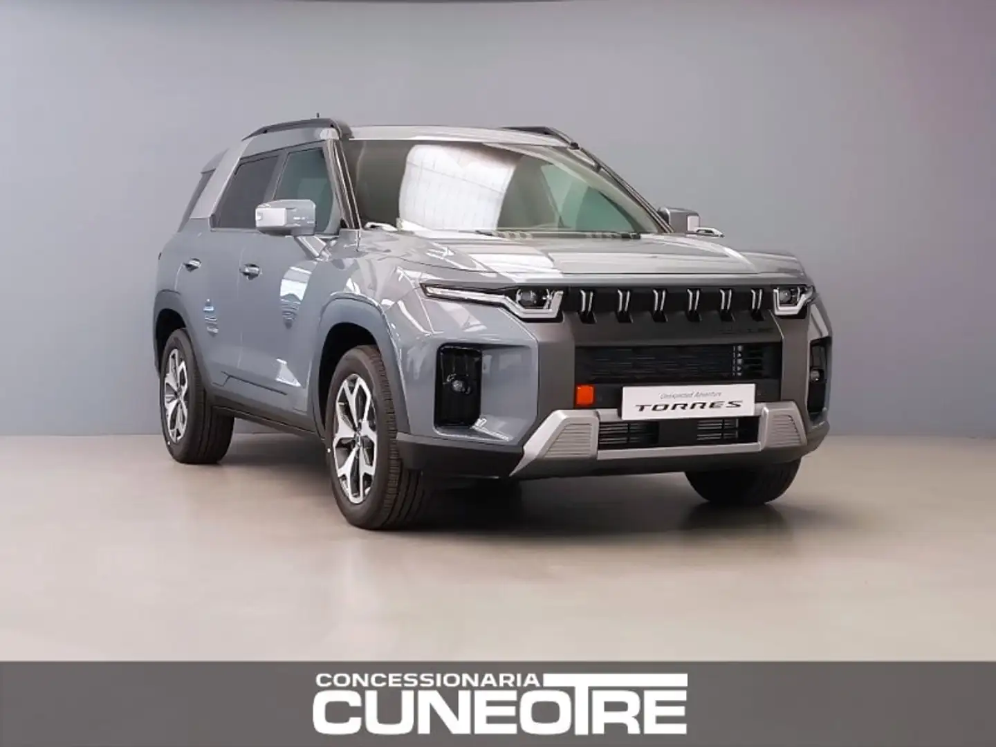 KGM Torres Torres 1.5 Turbo GDI aut. Dream Grau - 1